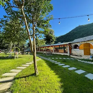 kt-qato-hotel.albaniahotels.org/