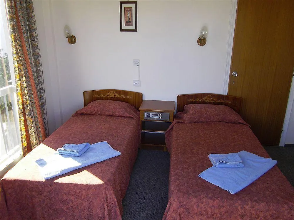Onisillos Hotel Larnaka 2*,