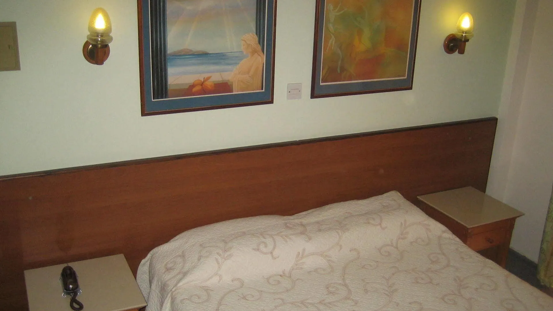 Onisillos Hotel Larnaka 2*,